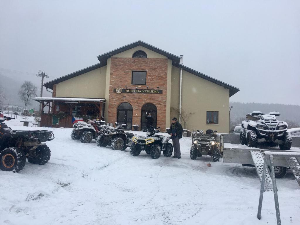 Pension Vyhlidka Klášterec nad Ohří エクステリア 写真